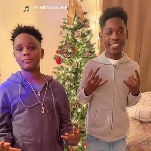 Meet your Posher, Boo